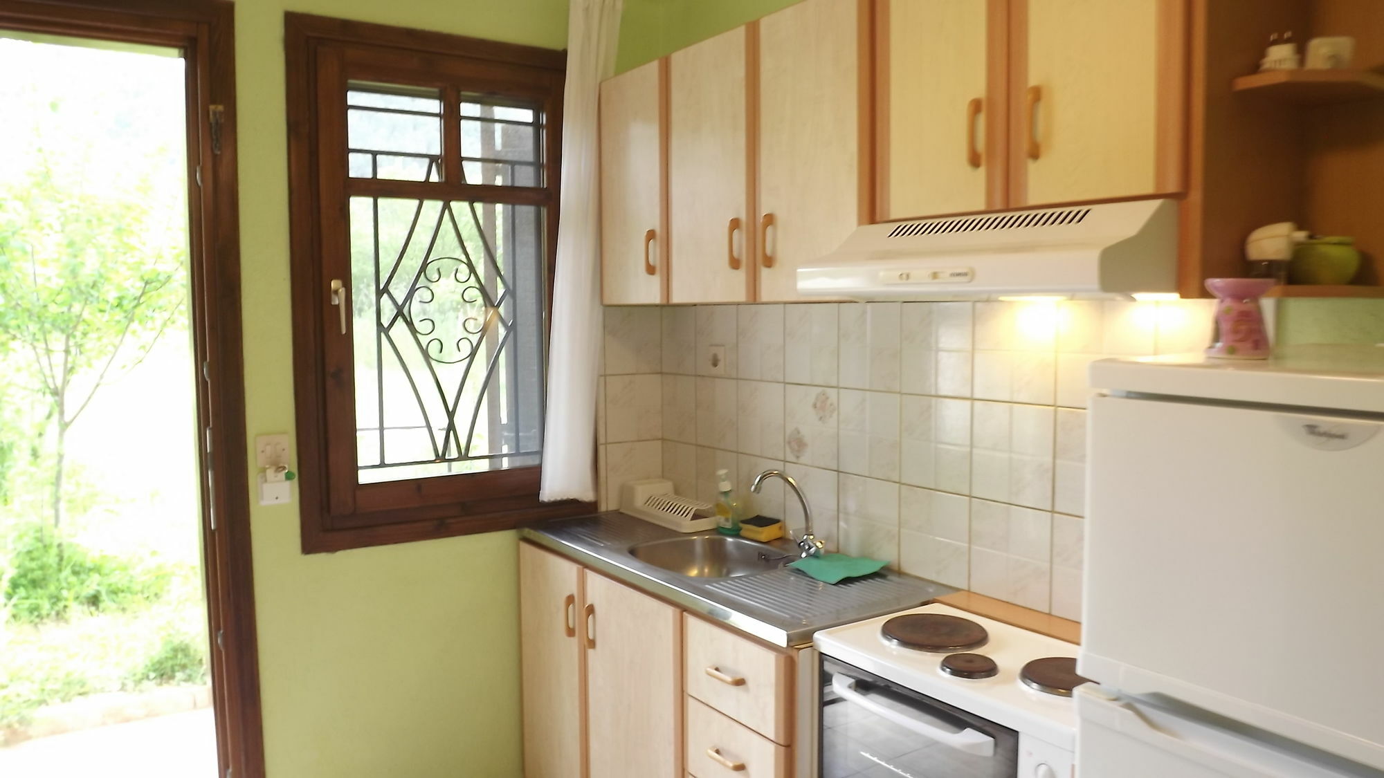 Apartment Pefka &